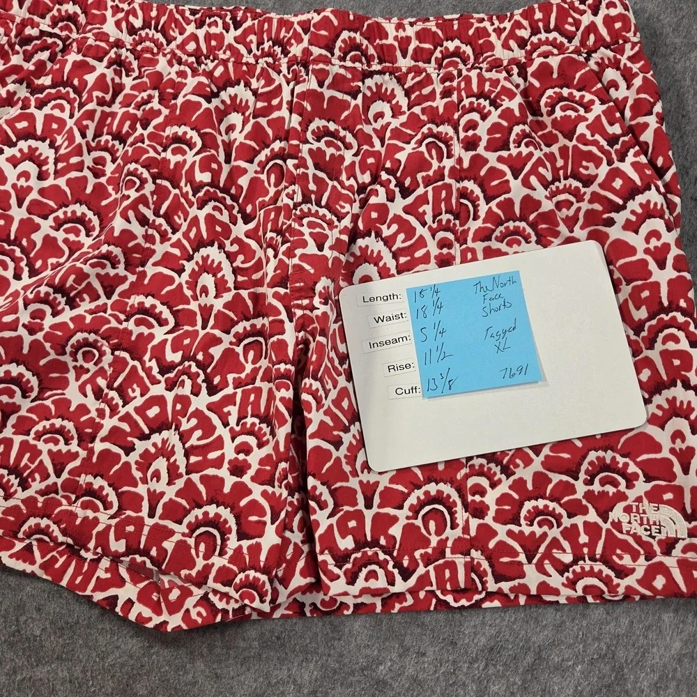 The North Face Shorts Mens XL Red Floral Print 5 Inseam Elastic Waist Stretch
